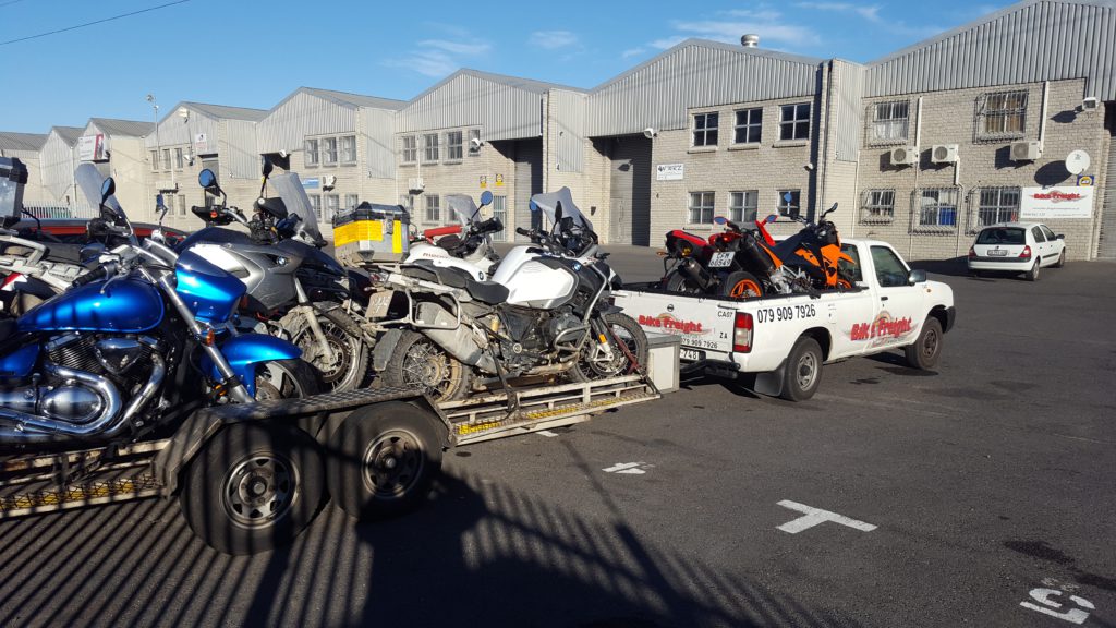 Transporting motorcycles trip 207