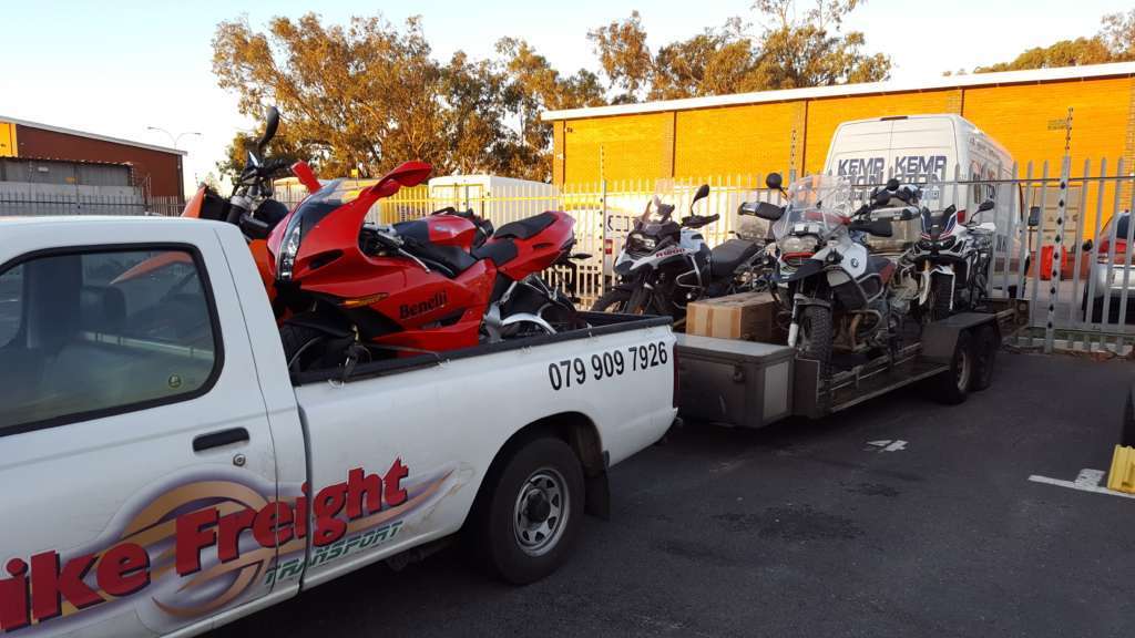 Suzuki GSX Transport