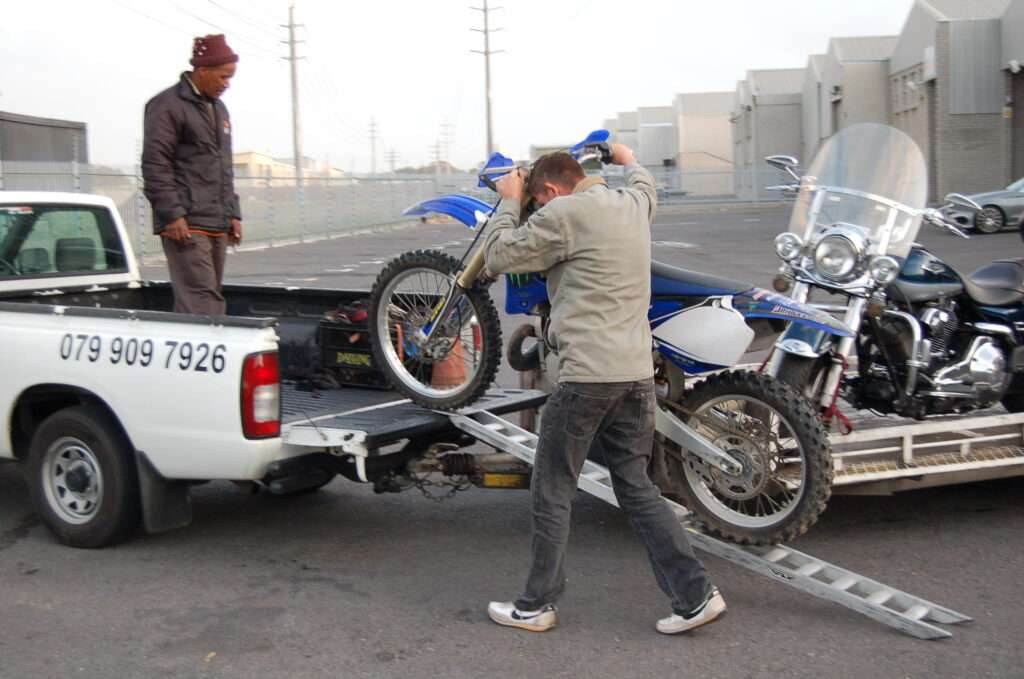 Loading dirt bikes 1